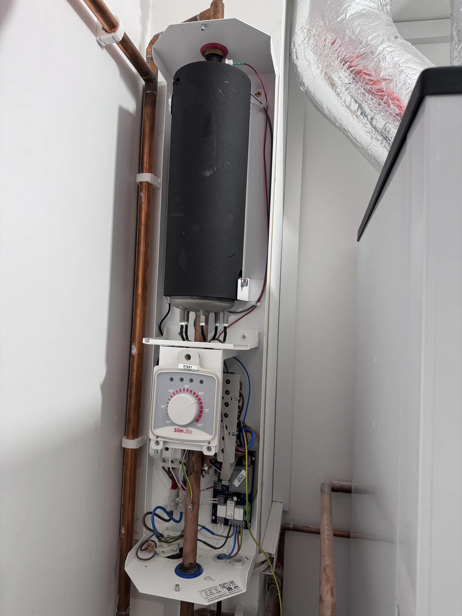AGA gas burner module and controls during service